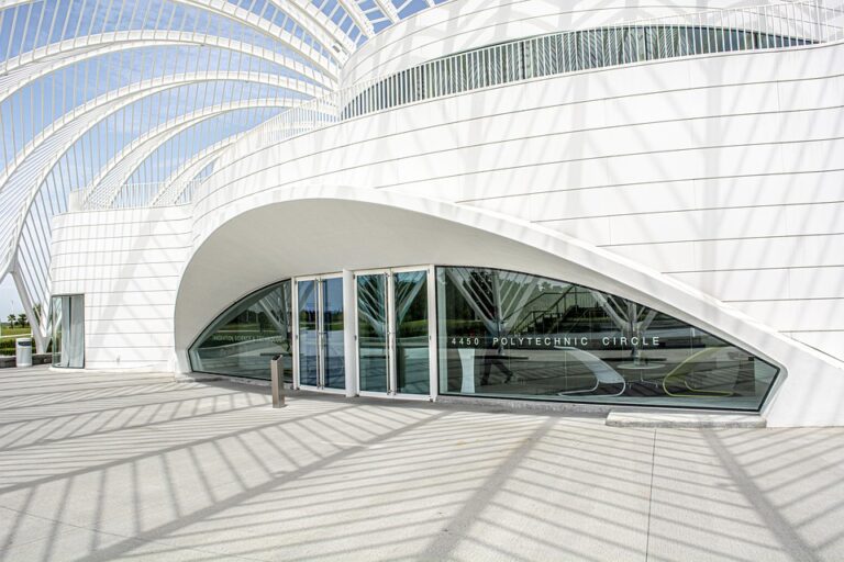 Universitas Bhayangkara adalah salah satu perguruan tinggi swasta yang menjadi pilihan terbaik bagi para calon mahasiswa di Indonesia. Dengan berbagai program studi yang berkualitas dan fasilitas pendukung yang memadai, universitas ini siap menyongsong masa depan pendidikan tinggi di tanah air.