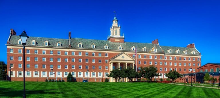 Dengan semangat kebersamaan dan keunggulan dalam pendidikan, Universitas Perintis Indonesia terus berkomitmen untuk menjadi salah satu lembaga pendidikan terbaik di Indonesia. Dengan demikian, generasi muda Indonesia dapat memiliki akses pendidikan yang berkualitas dan berdaya saing global.